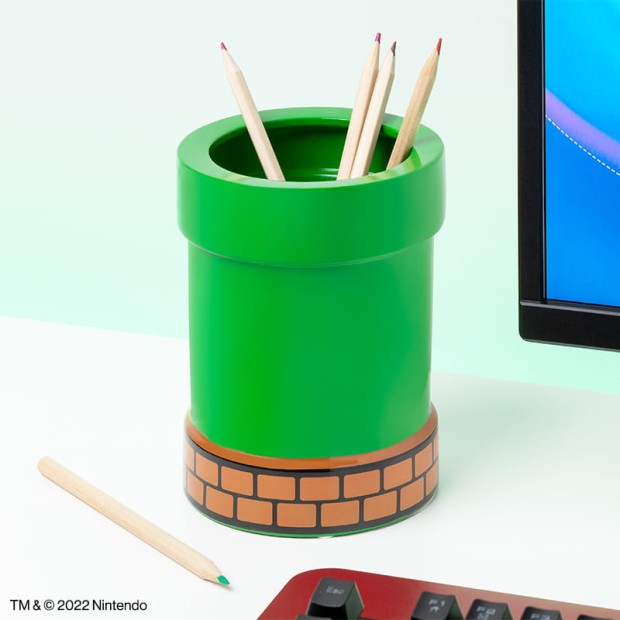 PP8332NN_Super_Mario_Warp_Pipe_Pen_and_Plant_Pot_Lifestyle_800_x_800.jpg