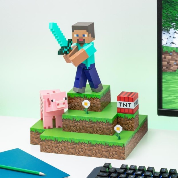 PP9463MCF_Minecraft_Figural_Light_Square_Lifestyle.jpg