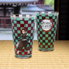 PP10189DE_Demon_Slayer_Glass_Lifestyle_square.jpg