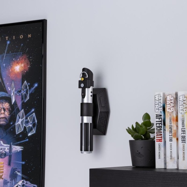 PP11320SW_Star_Wars_Lightsaber_Uplighter_OFF_Square_Lifestyle_2.jpg