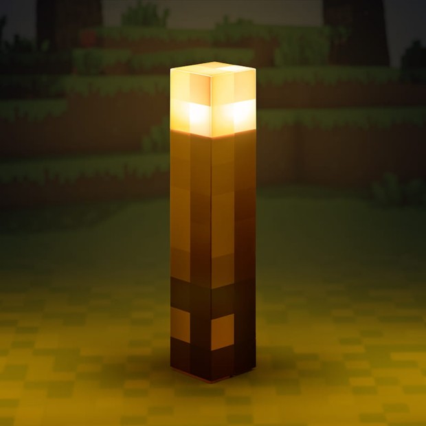 PP9202MCF_Minecraft_Torch_Light_ON_Lifestyle_800_x_800.jpg