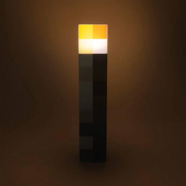 PP9202MCF_Minecraft torch light_Product_On.jpg