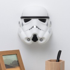 PP13340SW_Star_Wars_Stormtrooper_Mask_Light_Lifestyle_2_OFF_Square.jpg