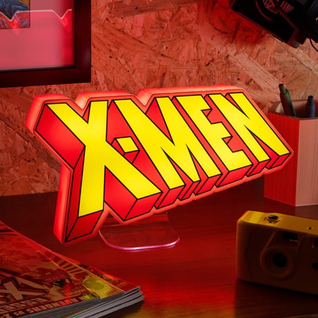 PP12945XM_X-MEN_Logo_Light_Lifestyle_ON_800_x_800.jpg