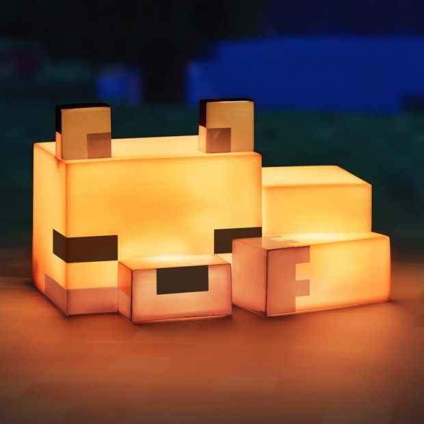 PP9472MCF_Minecraft_Fox_Light_ON_Square_Lifestyle.jpg