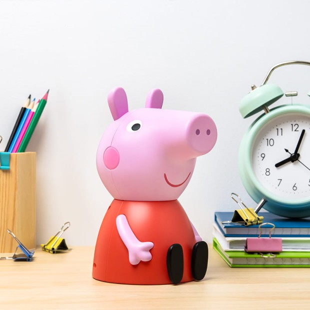 PP12730PP_Peppa_Pig_Shaped_Money_Box_lifestyle_800_x_800.jpg