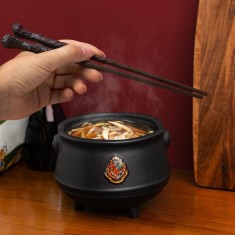 PP12266HP_Harry_Potter_Cauldron_Ramen_Set_lifestyle_2_square.jpg