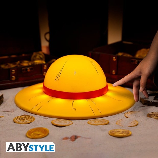 one-piece-lamp-strawhat (1).jpg