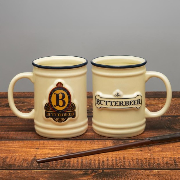 PP14647HP_Harry_Potter_Butter_Beer_Shaped_Mug_lifestyle_square.jpg