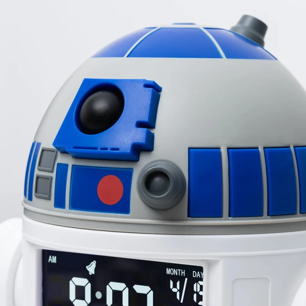PP11315SW_Star_Wars_R2D2_Alarm_Clock_Lifestyle_4_800_x_800.jpg