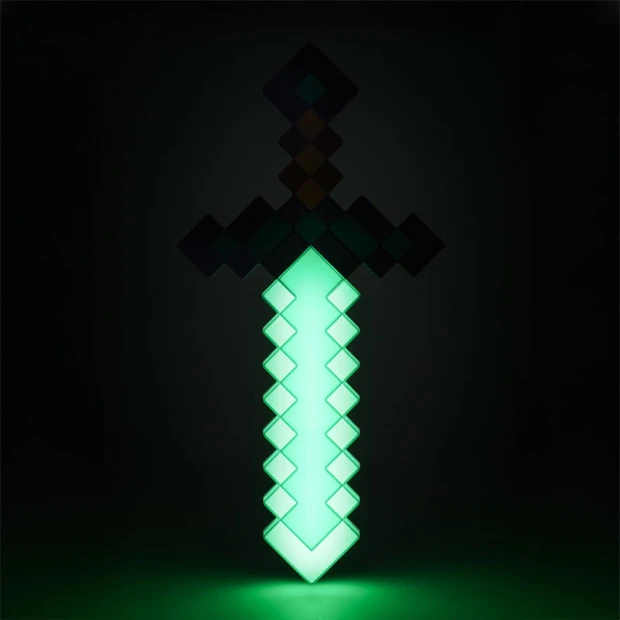 PP12711MCF_Minecraft_Diamond_Sword_Light_Product_front_light_ON_800_x_800.jpg