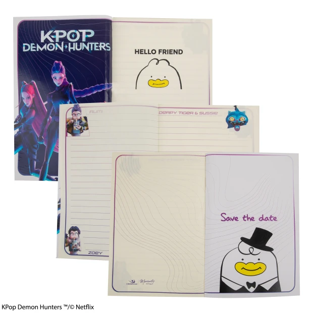 KPOP-Softcover-Notebook-HUNTRIX-Product_4-4895205624801-CR5165.webp