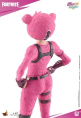 x_hotmeg002-fn_b.jpg