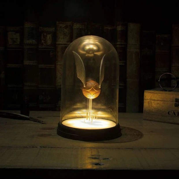 PP3906HP_Golden_Snitch_Light_Lifestyle_800x800-800x800.jpg