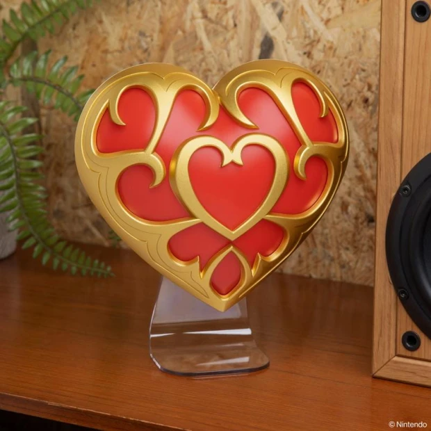PP13468NN_The_Legend_of_Zelda_Heart_Container_Light_lifestyle_light_OFF_square.jpg