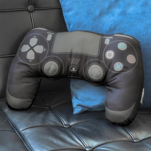 PP6579PS_Playstation_Controller_Cushion_Square_Lifestyle_3.jpg