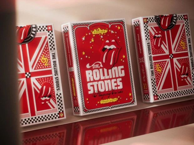 x_t11-rolling-stones-deck_b.jpg
