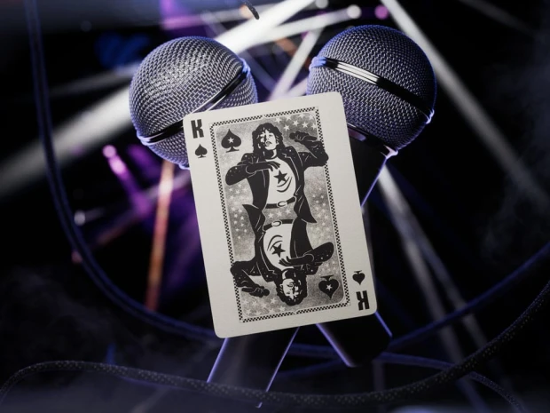 x_t11-rolling-stones-deck_c.jpg