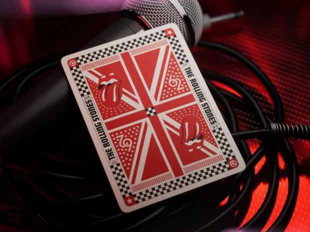 x_t11-rolling-stones-deck_d.jpg