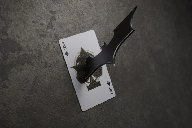 x_t11-dark-knight-cards_c.jpg