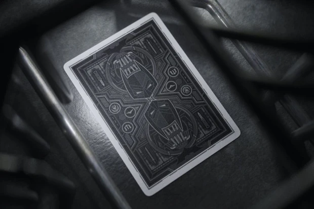 x_t11-dark-knight-cards_f.jpg