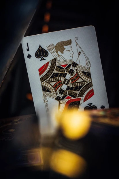 x_t11-avengers-deck-red_a.jpg