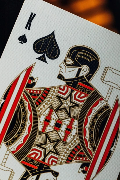 x_t11-avengers-deck-red_k.jpg