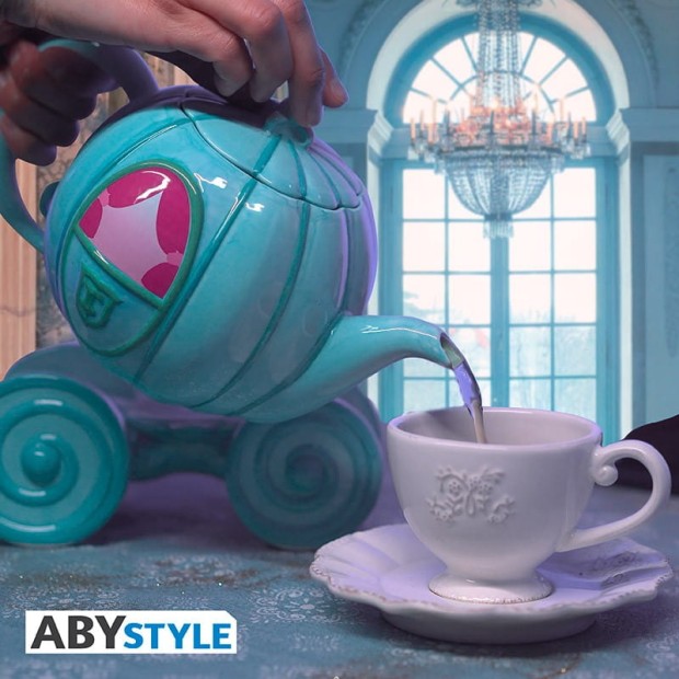 disney-teapot-cinderella-carriage (6).jpg
