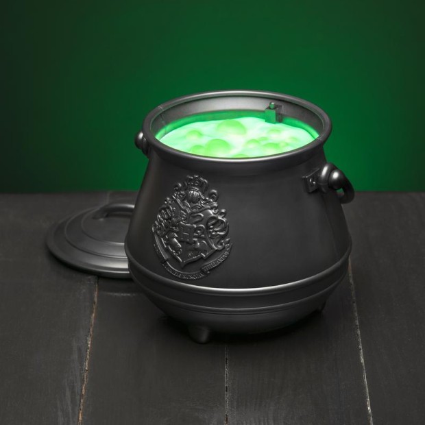PP6726HP_Harry_Potter_Cauldron_Light_Square_Lifestyle_3.jpg