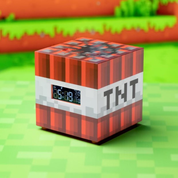 PP8007MCF_Minecraft_TNT_Alarm_Clock_Square_Lifestyle.jpg