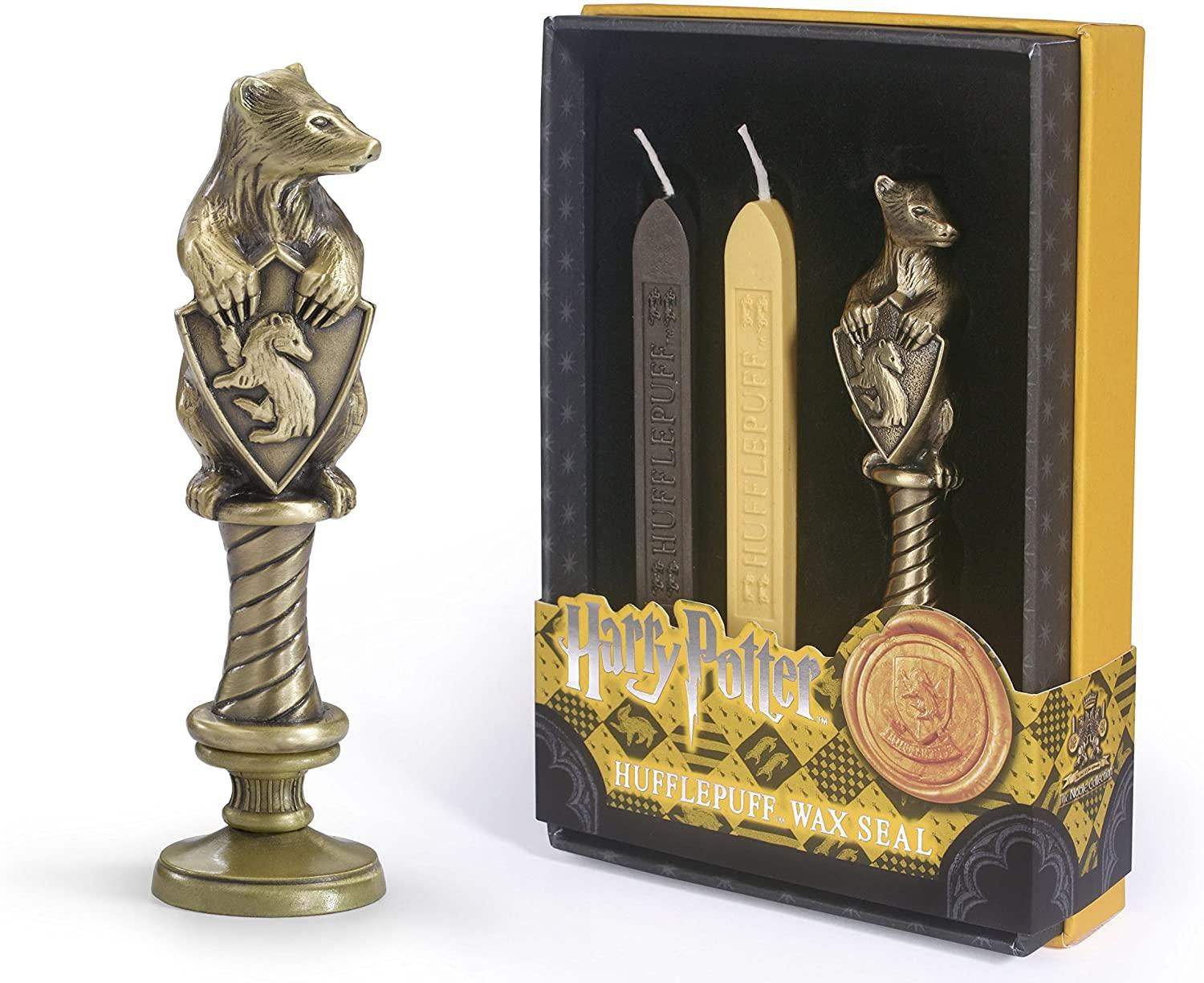 HARRY-POTTER-SCEAU-POUFSOUFLE-THE-NOBLE-COLLECTION-849421002947.jpg